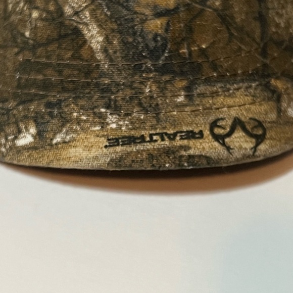 IT'S HUGGING SEASON Realtree Camo Toddler Hat Adjustable Cap Hunting Fishing - Picture 6 of 9